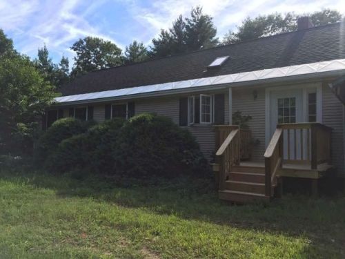 339 North Rd, Fremont, NH 03044-3114