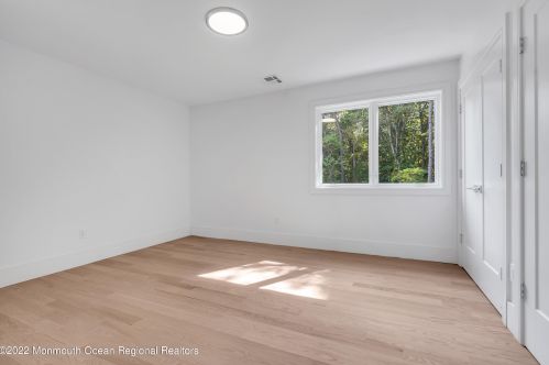 171 Wall St, Tinton Falls NJ  07724-2416 exterior