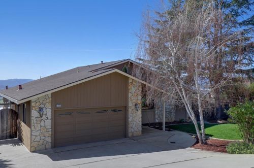 17175 Oak Leaf Dr, Morgan Hill, CA 95037-6620