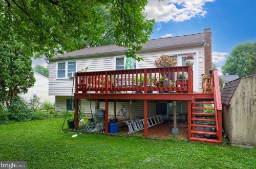 111 Tanglewood Ln, Lancaster PA  17601-3315 exterior