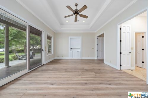 908 Cres Dr, Morgans Point TX 76513-6722 exterior