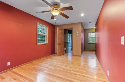 929 Duchess Ln, Saint Paul MN  55124 exterior