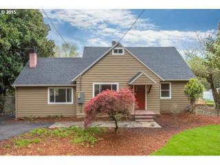 16721 Oatfield Rd, Portland, OR 97267-5106