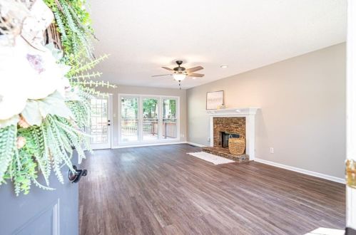 713 Players Ct, Holly Springs, GA 30189-6164