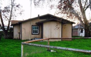 16493 Saginaw Ave, Navelencia, CA 93654-9212