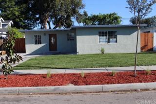 3647 144th St, Hawthorne, CA 90250-8442