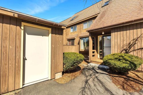 55 Spring Cove Rd, Nashua, NH 03062-4443