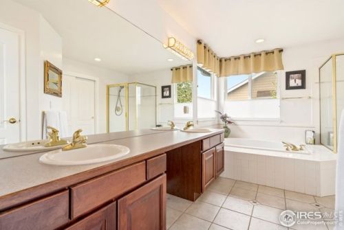 5423 Hunter Dr, Fort Collins CO  80528-9391 exterior