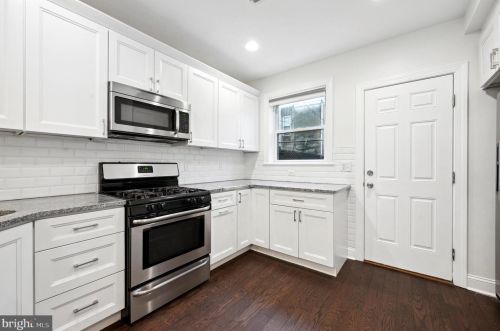 2214 Greenwich St, Philadelphia PA  19146-4207 exterior