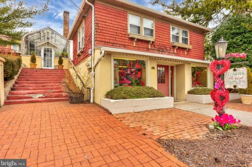 647 29th St, Harrisburg, PA 17111-1757