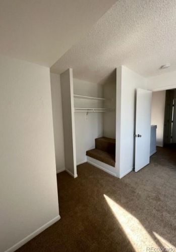 912 Peoria St, Denver, CO 80011-6202