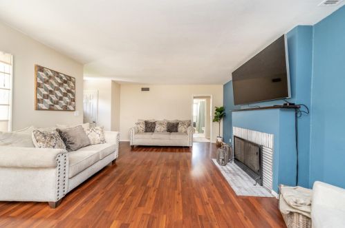5318 Rochester St, Riverside CA  92504-2136 exterior