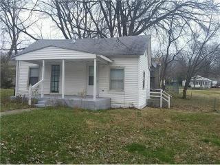 567 Grover St, Liberty, MO 64068-1617