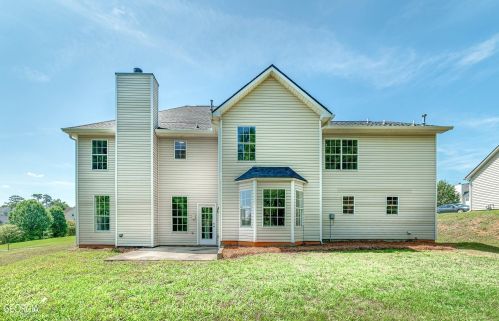 93 Carriage Lake Dr, Stockbridge GA  30281-6276 exterior