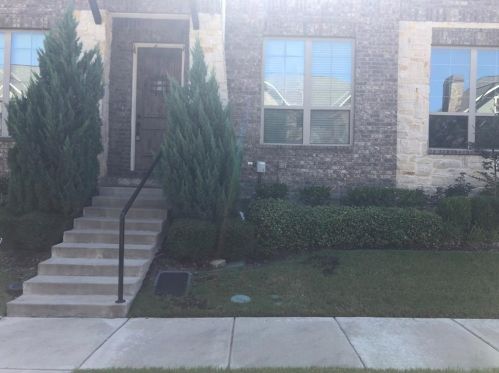 10544 Steinbeck Ln, Irving TX  75063-5437 exterior