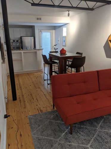 4242 Buena Vista St, Dallas, TX 75205-4477