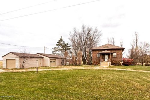 15073 County 2, Cummingsville, MN 55923-4300