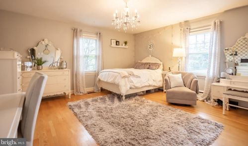 221 Clearview Rd, Hanover PA 17331-1311 exterior