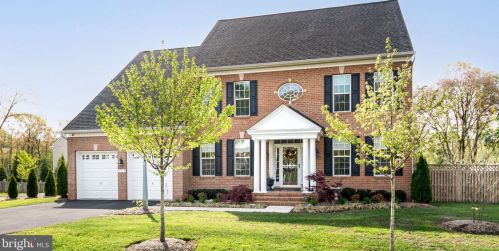 335 Carlyn Dr, Severna Park, MD 21146-2110