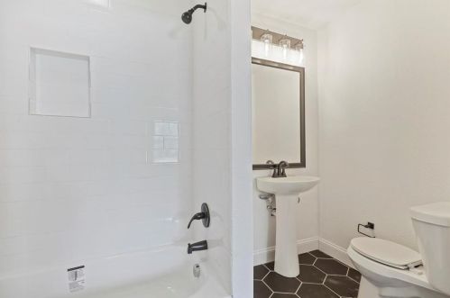 5509 Durham Ave, Fort Worth TX  76114-4534 exterior