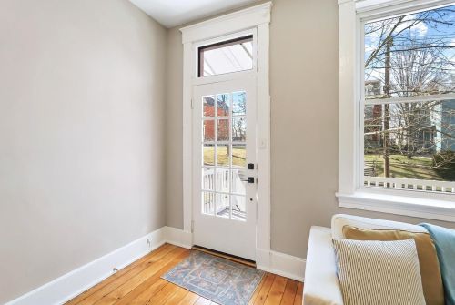 2612 Hemlock St, Cincinnati OH  45206-1608 exterior