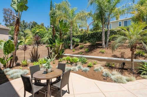 10 Brockton, Irvine CA  92620-7911 exterior