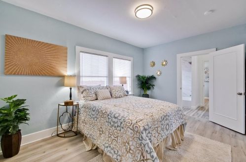 130 Euclid Ave, San Leandro CA  94577-1804 exterior