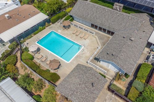 188 Rose Marie Ln, Concord CA  94518-2013 exterior