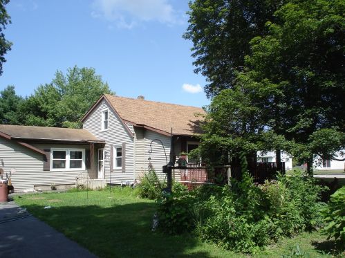 148 Wayne Rd, Hillcrest, IL 61068-9030
