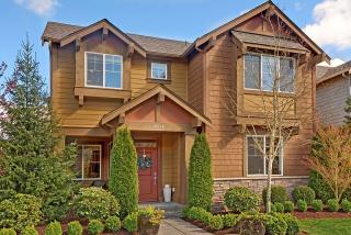 10648 Eastridge Dr, Redmond, WA 98053-5764