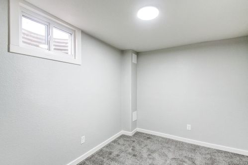 5534 Sable St, Denver CO  80239-3858 exterior