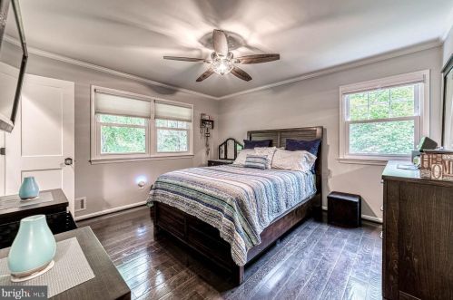 7219 Willow Oak Pl, Springfield VA  22153-1543 exterior