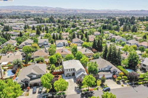 4153 Bellmawr Dr, Livermore, CA 94551-4832
