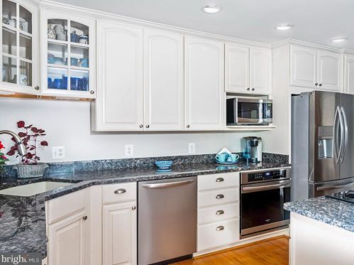 7620 Bertito Ln, Springfield VA  22153-1601 exterior