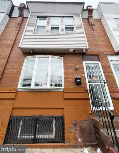 4144 Darien St, Philadelphia, PA 19140-2206