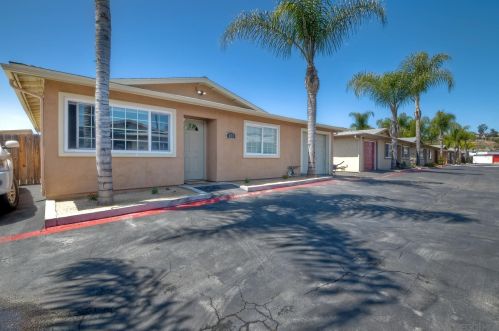431 Johnson Ave, El Cajon, CA 92020-4942