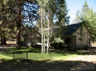 69920 Mdw Pkwy, Black Butte Ranch OR  97759-9660 exterior