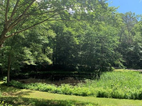 14 Sypher Rd, Chester CT  06412-1033 exterior
