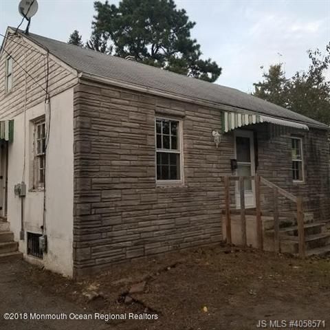 413 Poplar St, Lakehurst, NJ 08733-2521
