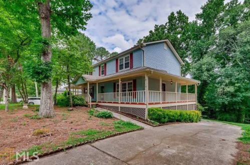 3763 Rivaridge Dr, Marietta, GA 30062-6816