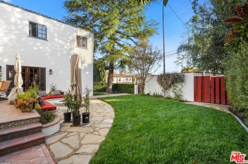 958 Mountain St, Glendale CA  91202-1046 exterior