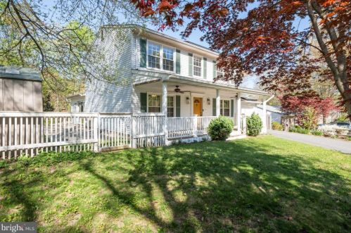 9 Hickory Ridge Dr, Fredericksburg, VA 22405-1402
