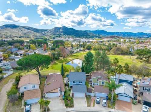 5621 Slicers Cir, Calabasas, CA 91301-1947