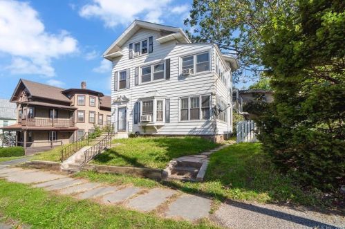 74 Greenwood St, New Britain, CT 06051-3326