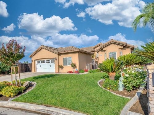 7757 Patriot Ave, Fresno, CA 93722-2232