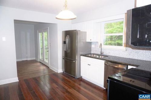 1810 Steeplechase Run, Charlottesville VA  22911-7558 exterior