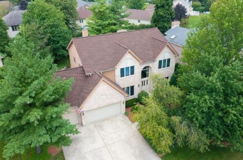398 Woodside Dr, Wood Dale, IL 60191-2533