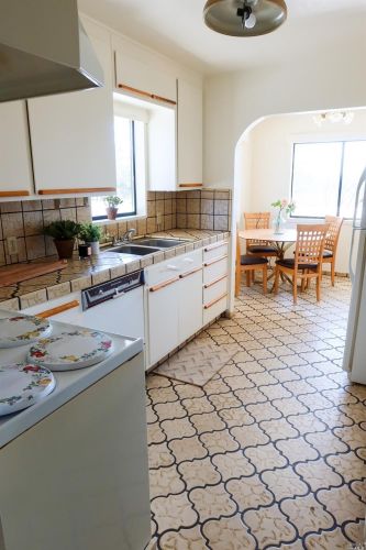 1800 Sanford Rnch Rd, Ukiah CA 95482-5299 exterior