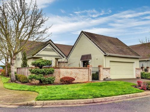 1187 Goose Creek Rd, Woodburn, OR 97071-9681