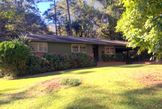 562 Inglewood Pl, Macon, GA 31204-1943